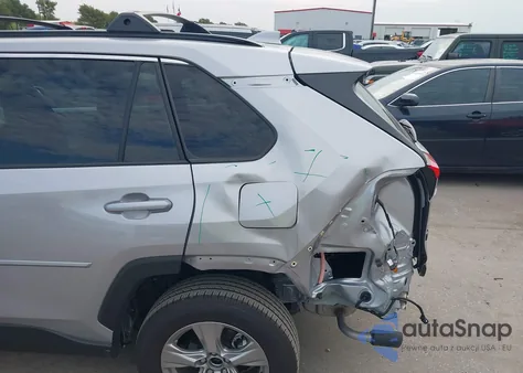 2025 Toyota Rav4 Xle z USA, uszkodzony, nr VIN 2T3W1RFV1SC329319